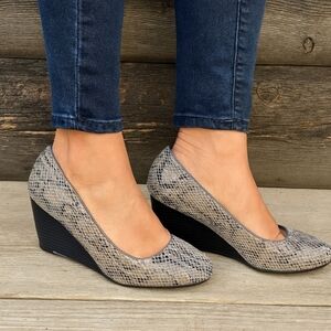 G.H. Bass & Co. Dorothy, Taupe, Python Embossed, Stacked Wedge WMS 9M